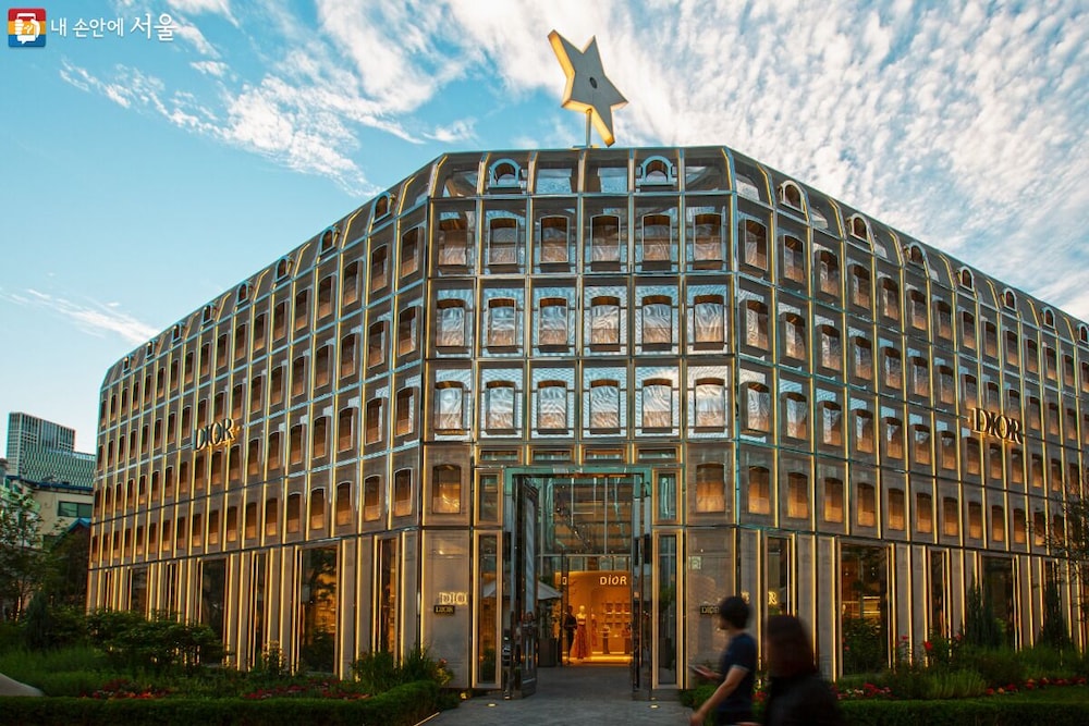 Hotel Signature 5/62