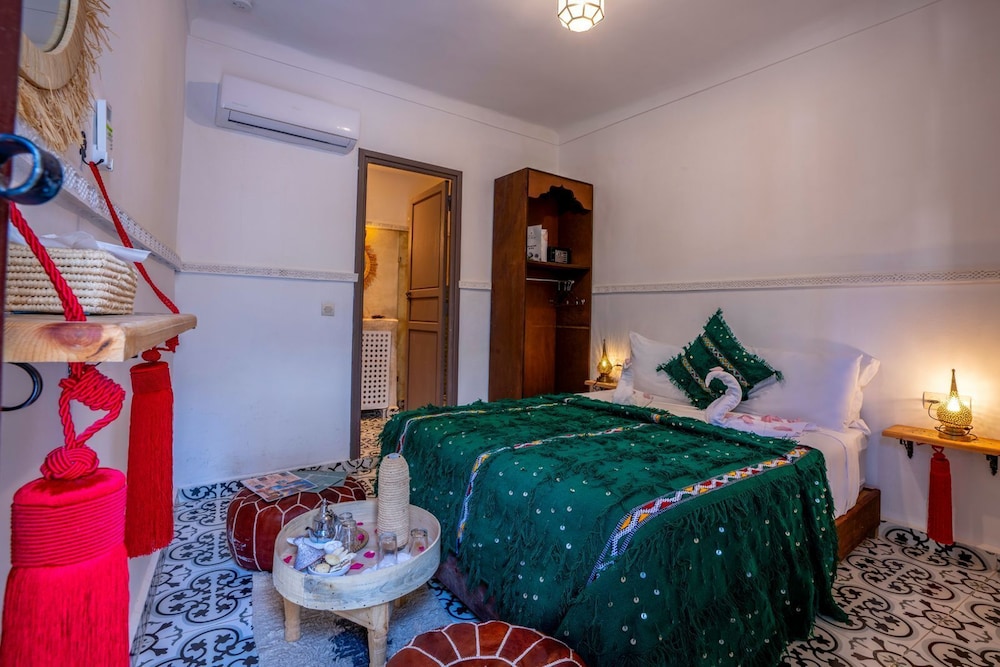 Riad Les Dunes And SPA 11/29