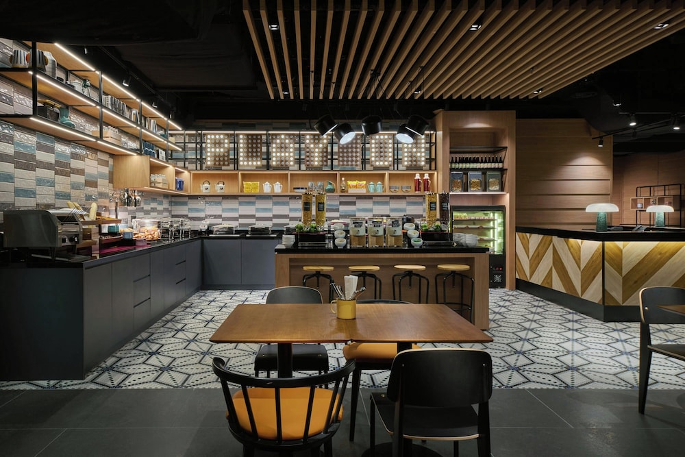 Moxy Kuala Lumpur Chinatown 35/43