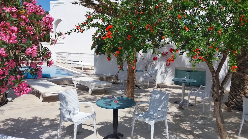 Kymata Hotel 23/27