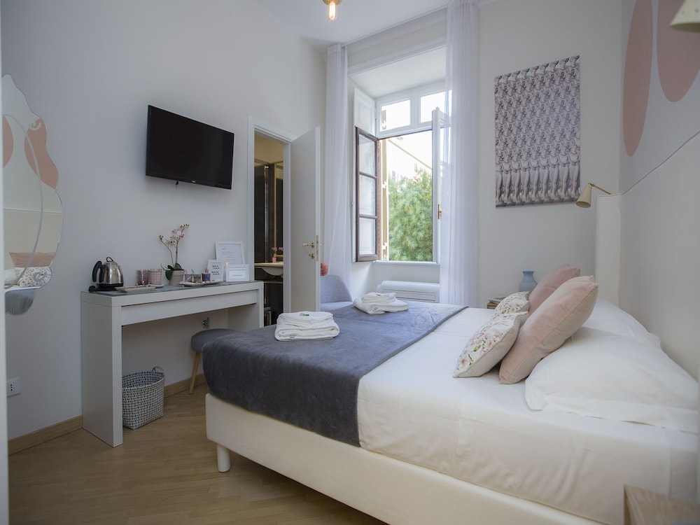 Al 7 Small Luxury Rooms 7/31
