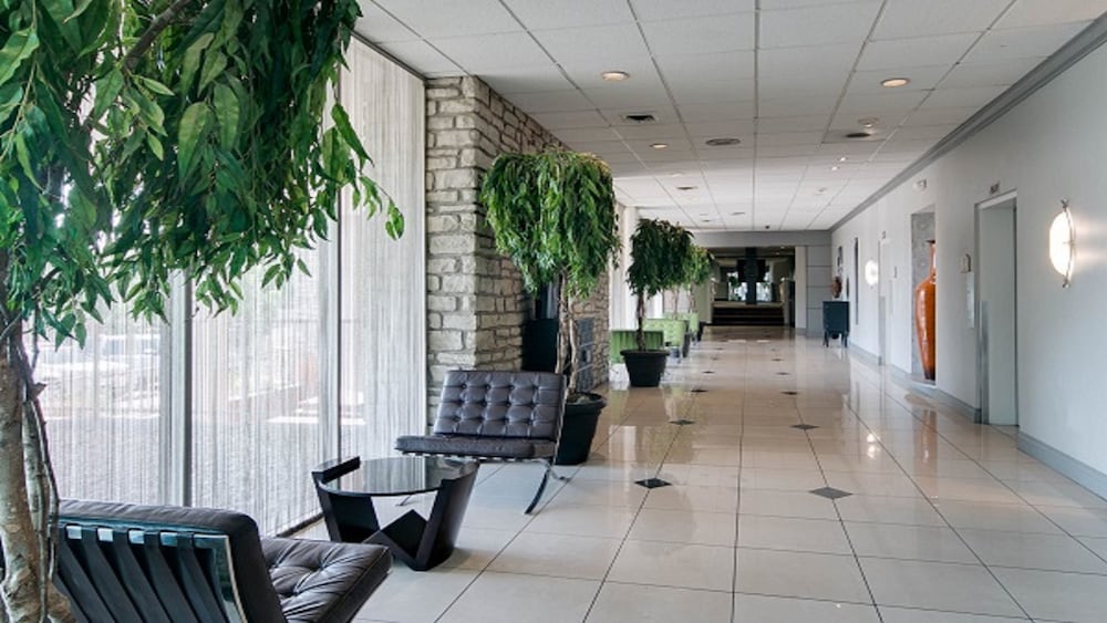 Holiday Inn Manhattan At The Campus 12/44