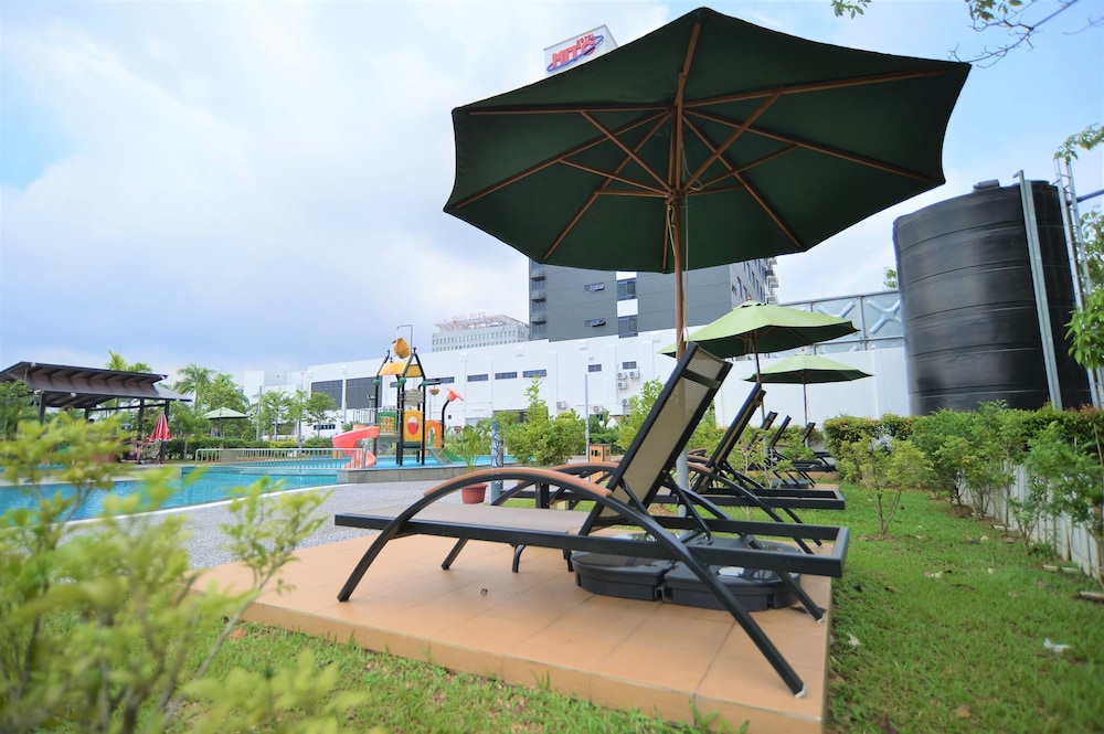 Mitc Hotel 50/65