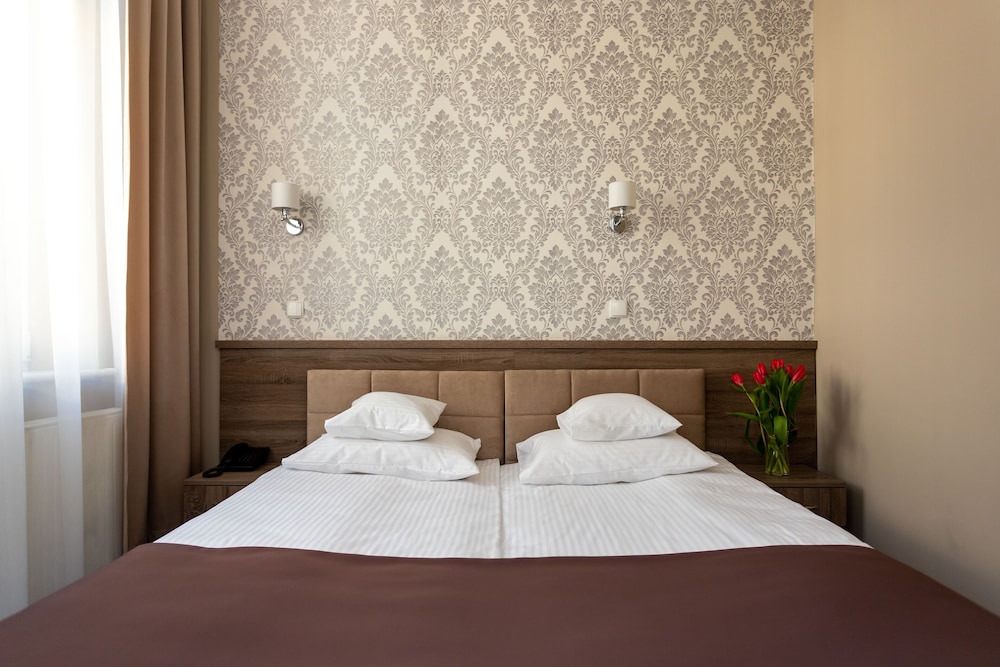 Hotel Maximum 15/50
