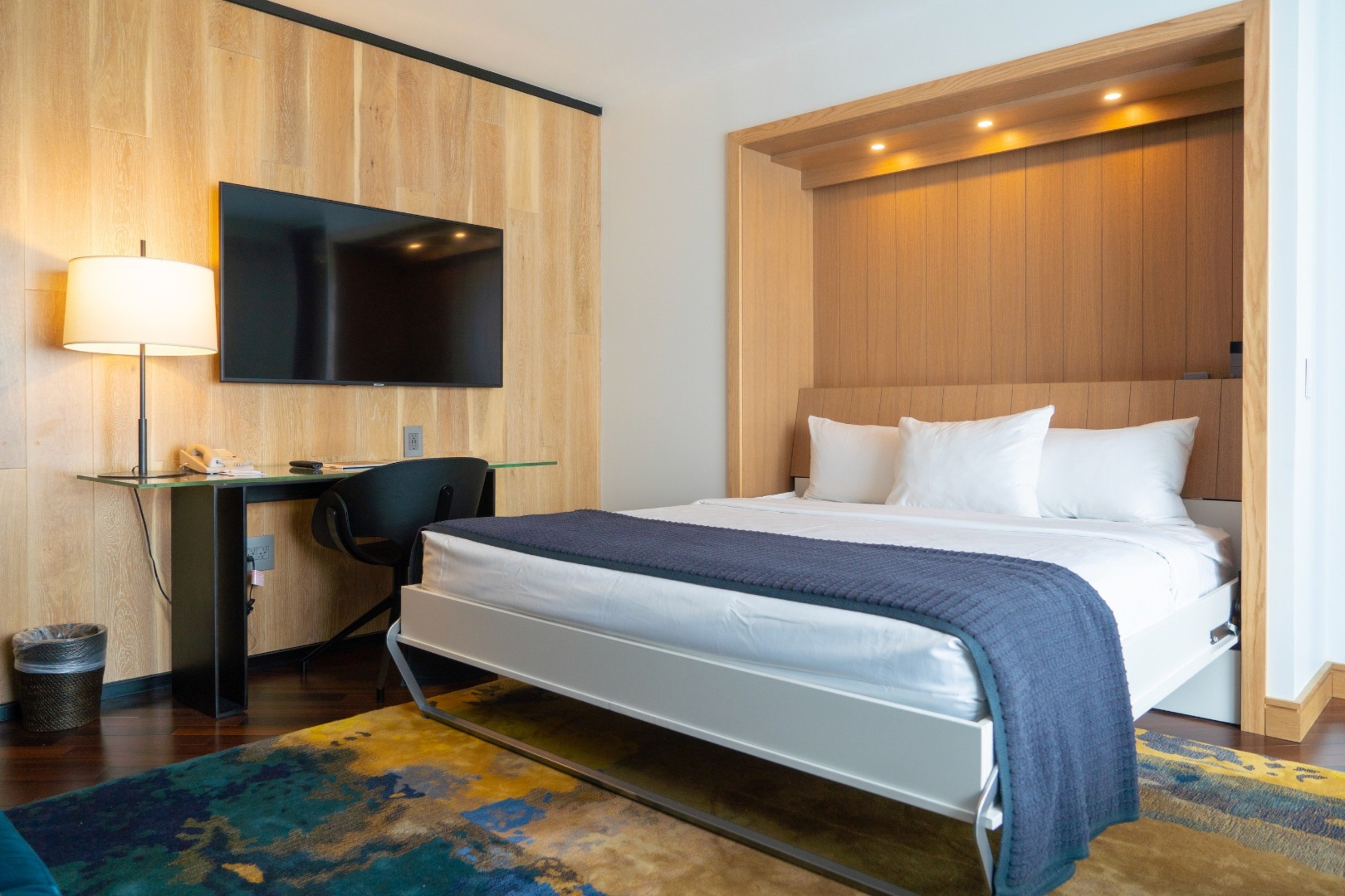 Premium, Murphy Bed, Club Floor