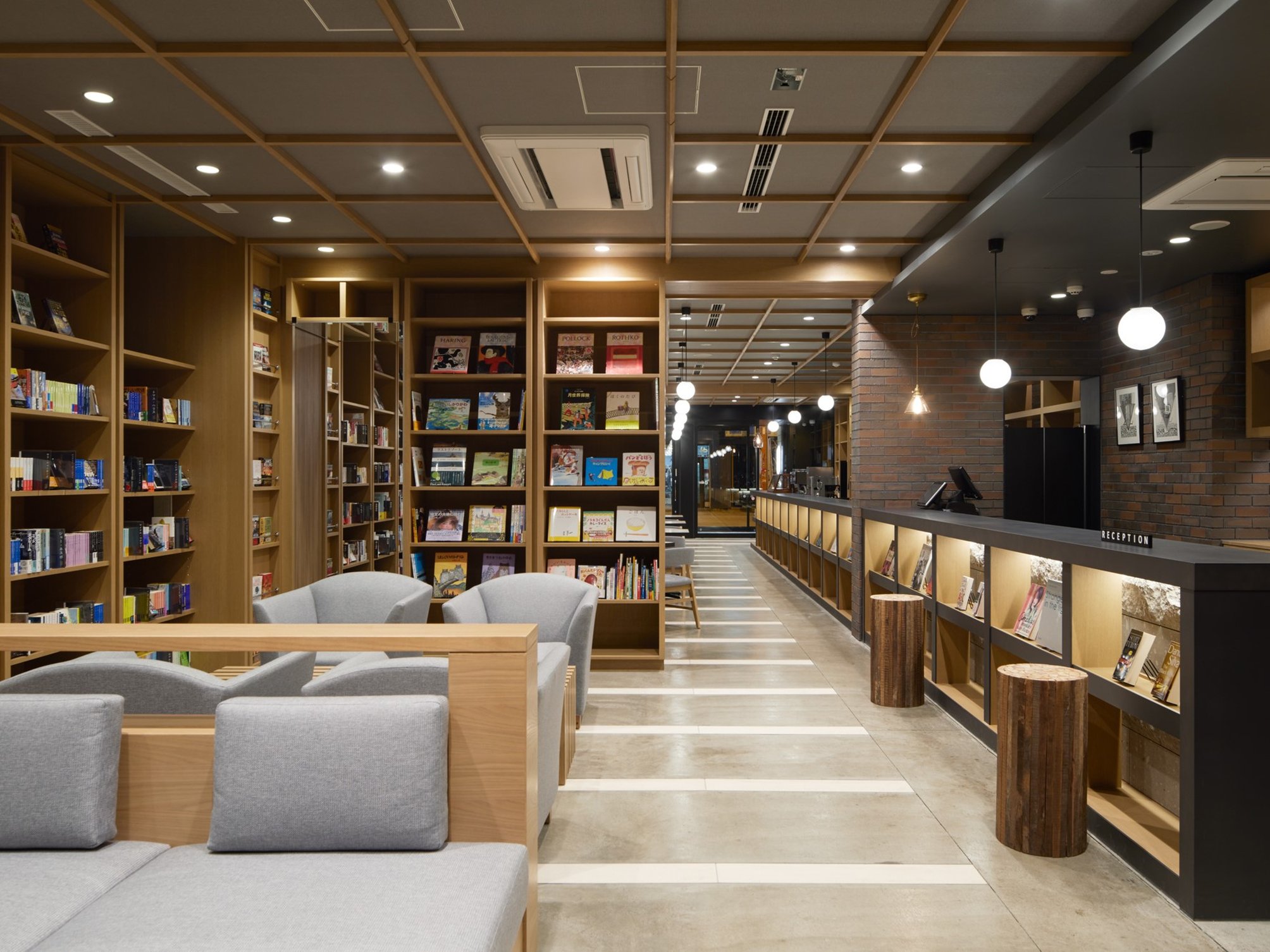 Lobby at Lamp Light Books Hotel Sapporo, SAPPORO