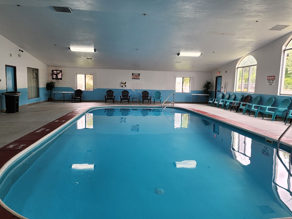 swimming pool spa