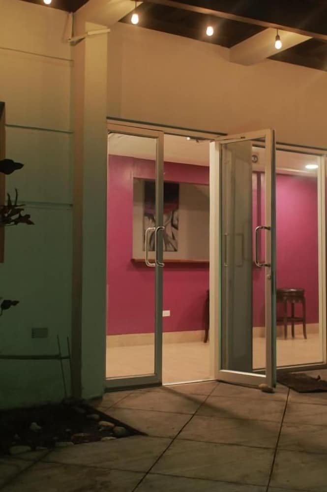 Airport Inn Managua 33/38