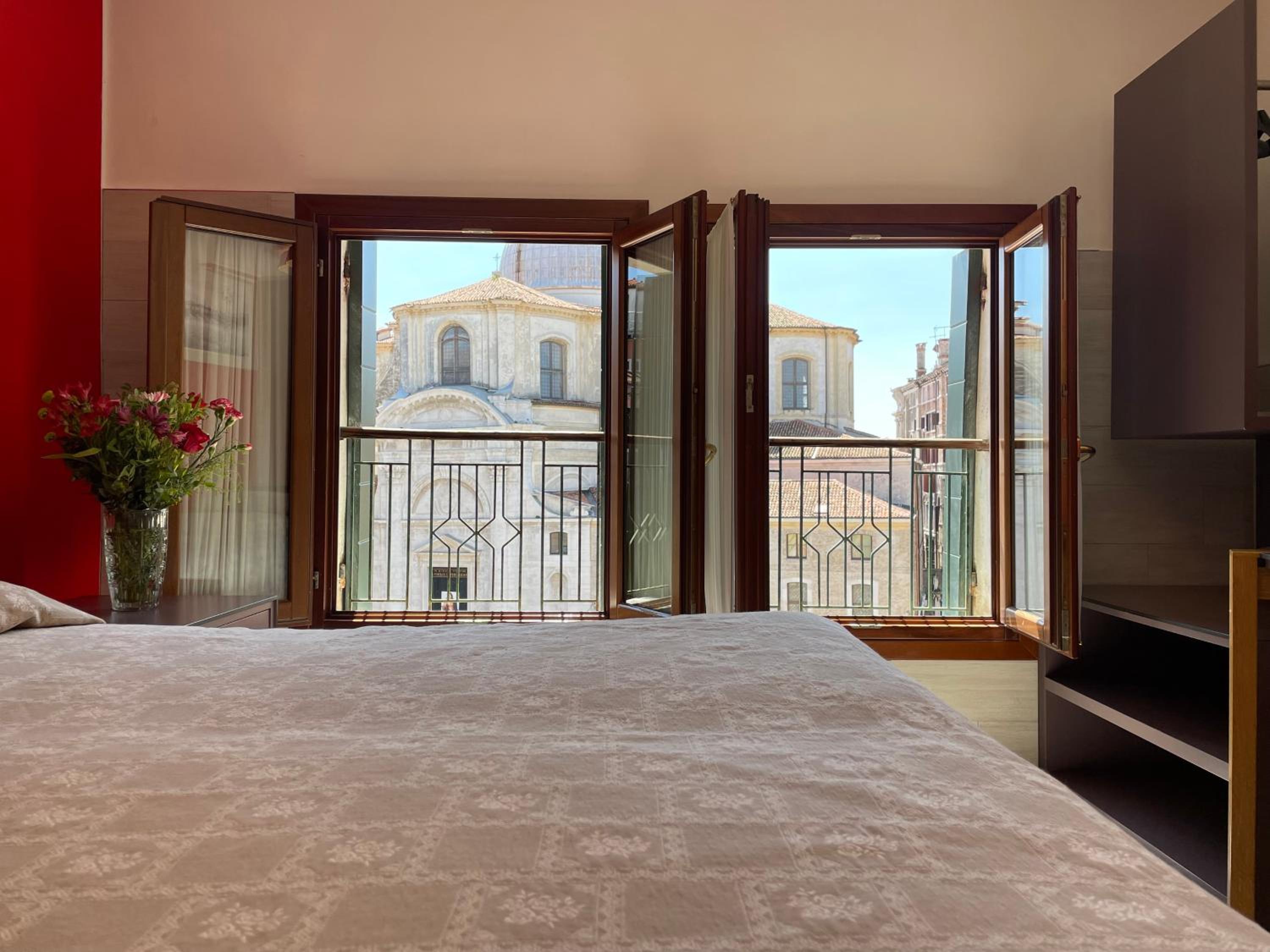 Hotel San Geremia 38/50