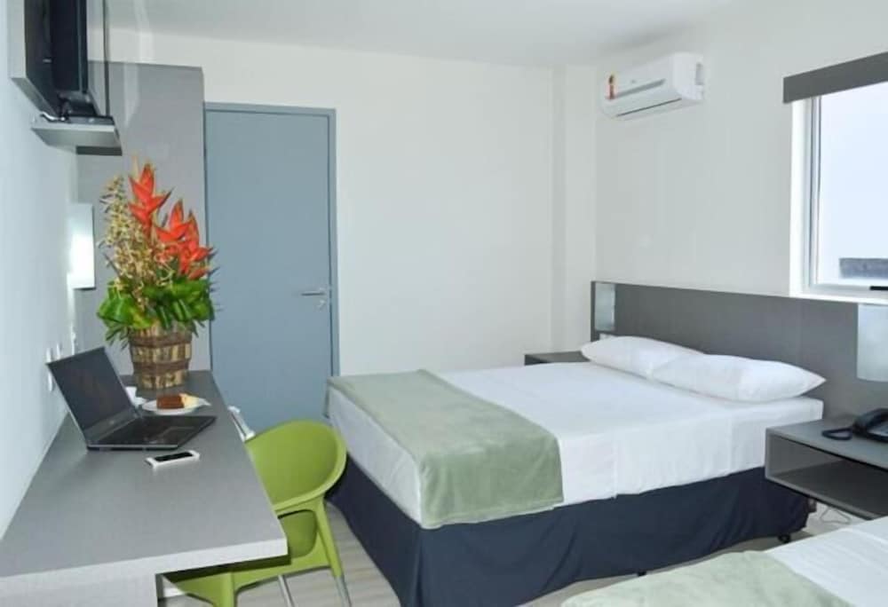 Pajucara Hotel Express 9/22