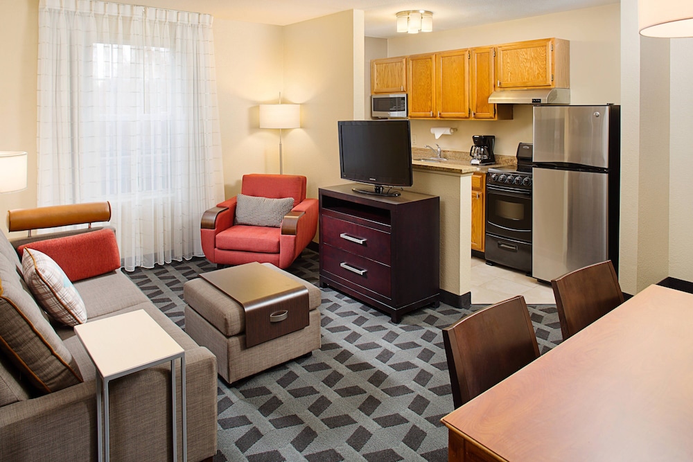 TownePlace Suites Philadelphia Horsham 16/19