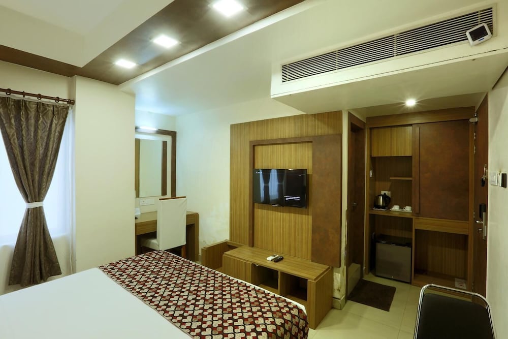 Hotel Sj International 16/40