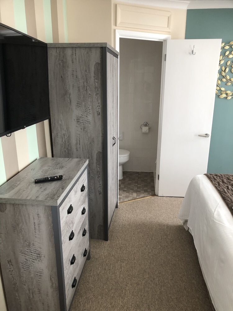 Brighton Surf Guest House 29/50