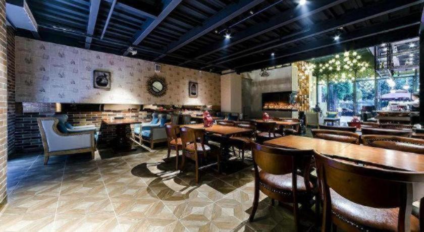 James Joyce Coffetel (Chengdu Century City Convention & Exhibition Center) 64/72