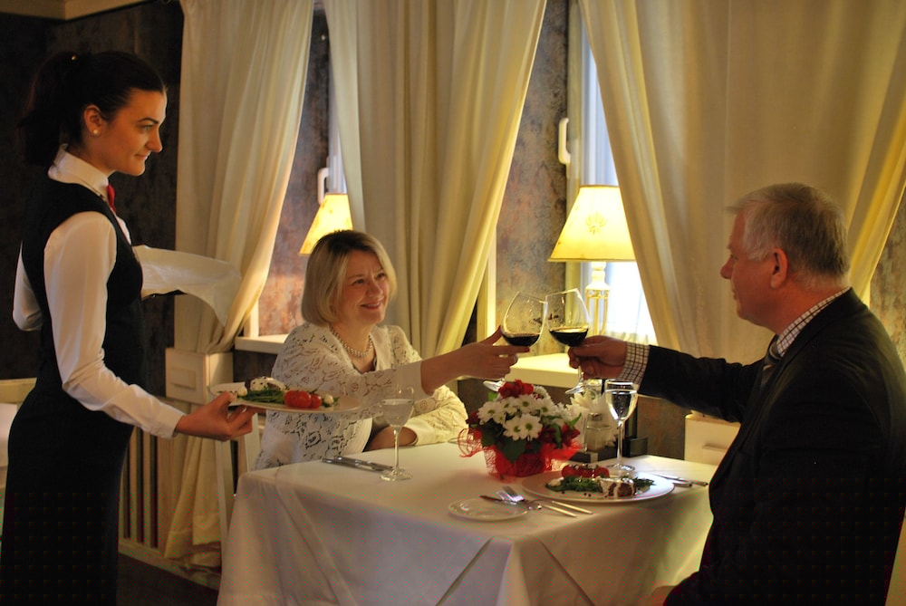 Mercure Chisinau Center Jazz Hotel 46/58