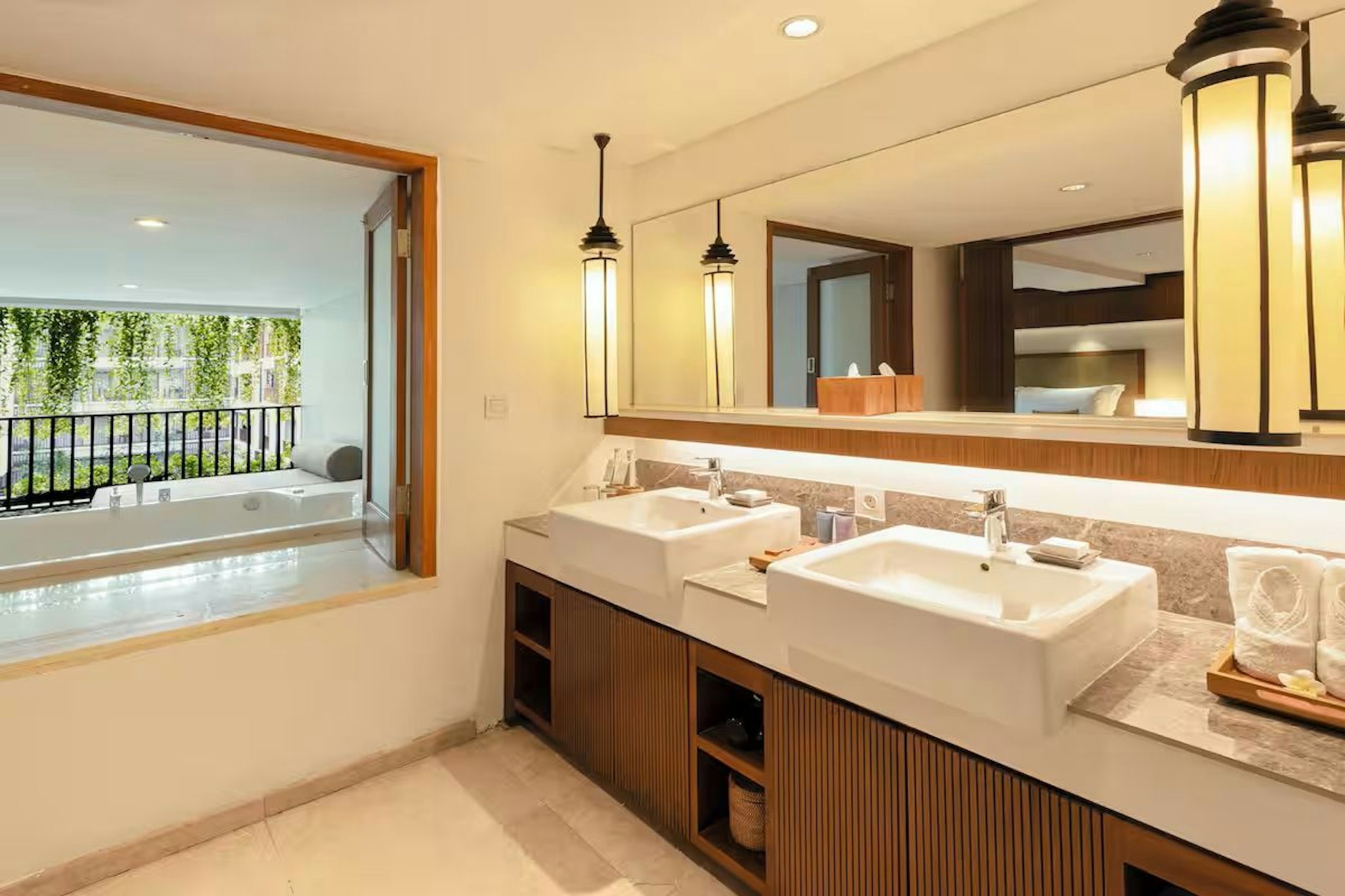 The Magani Hotel And Spa 68/74