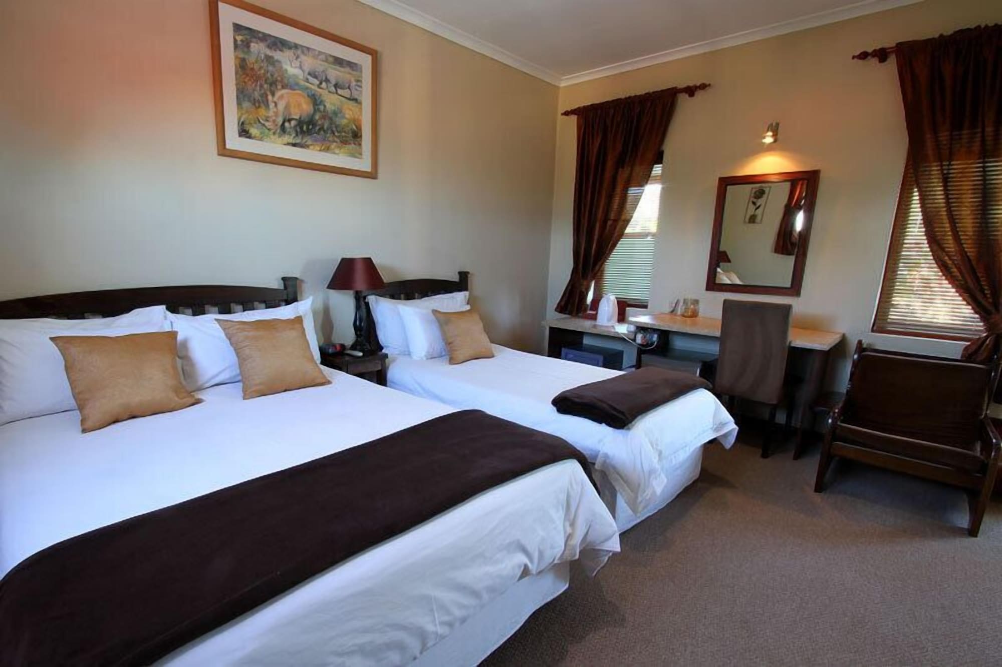 Upstairs, 3 Beds