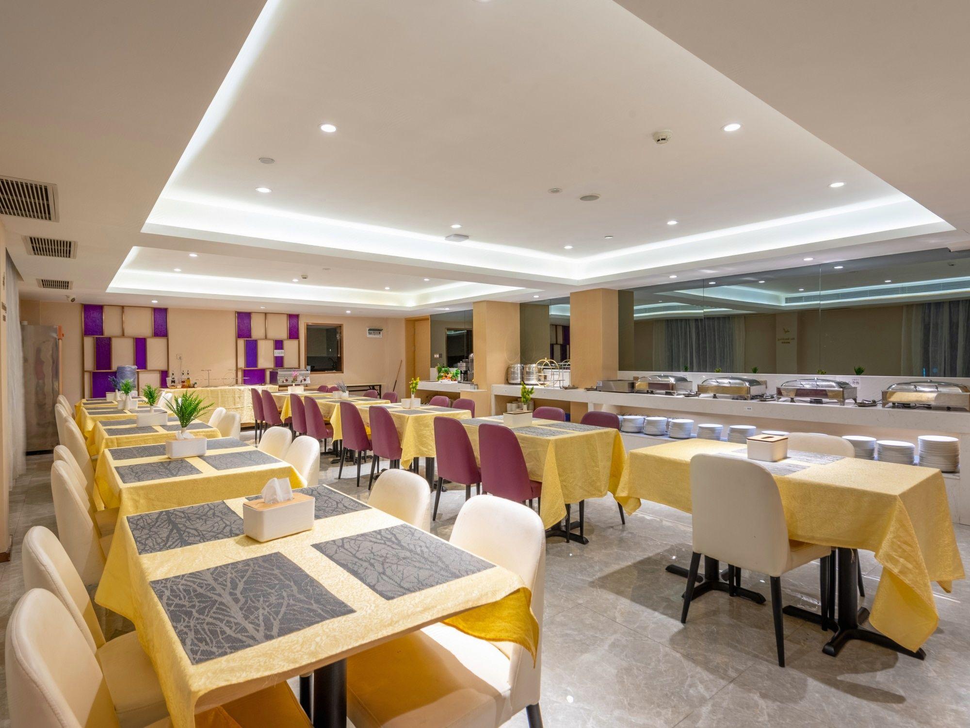 Lavande Hotel(Shenzhen North Railway Station Longhua Foxconn Headquarters Store) 34/41