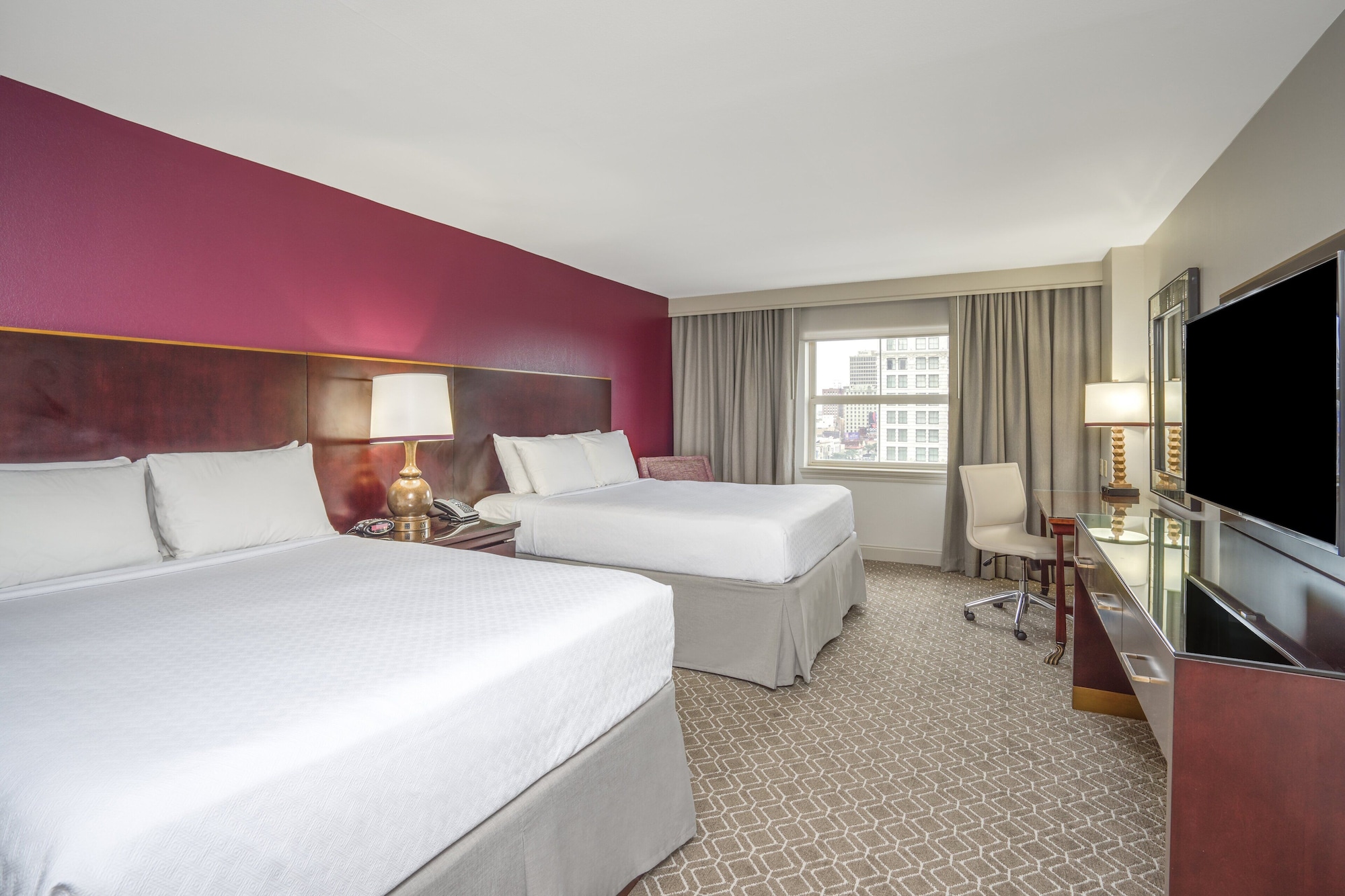 Astor, Tower, 2 Queen Beds, High Floor