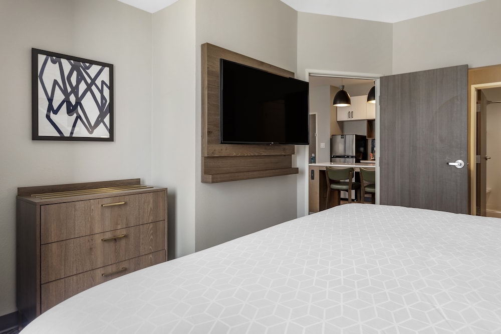 Staybridge Suites Dallas - Grand Prairie 21/70