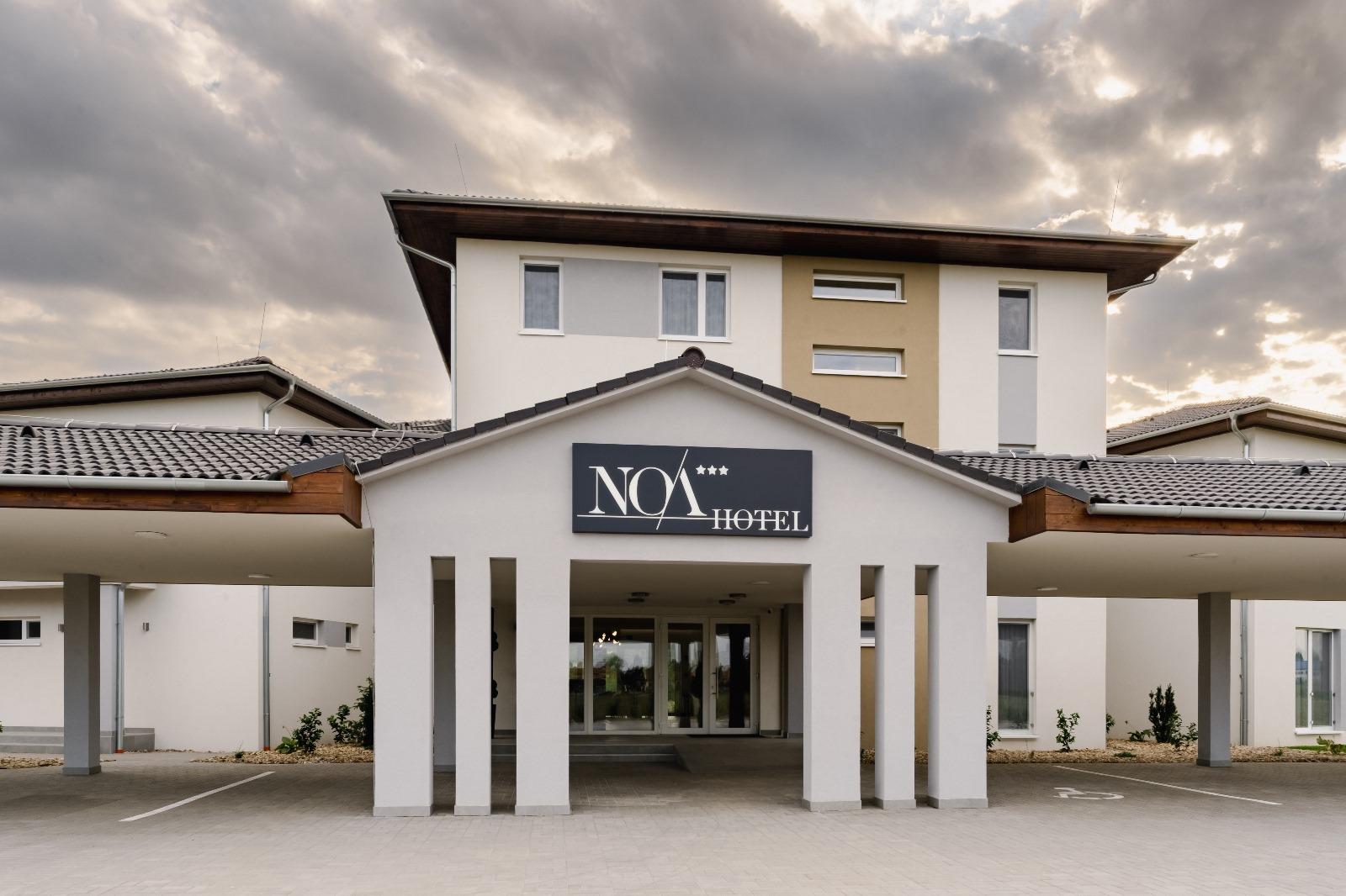 NOA Hotel 1/27