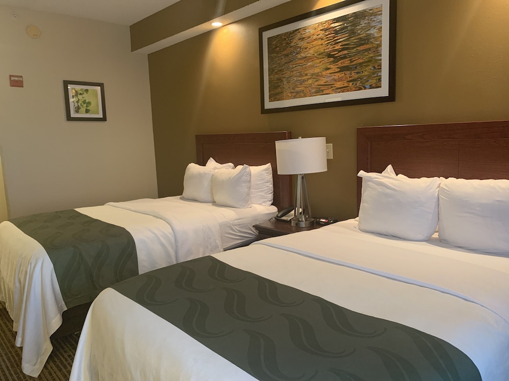 Quality Inn Palm Bay Melbourne I-95 19/35