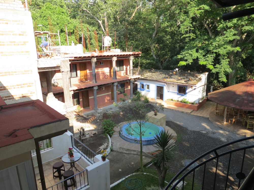 Hotel Posada Comala 3/73