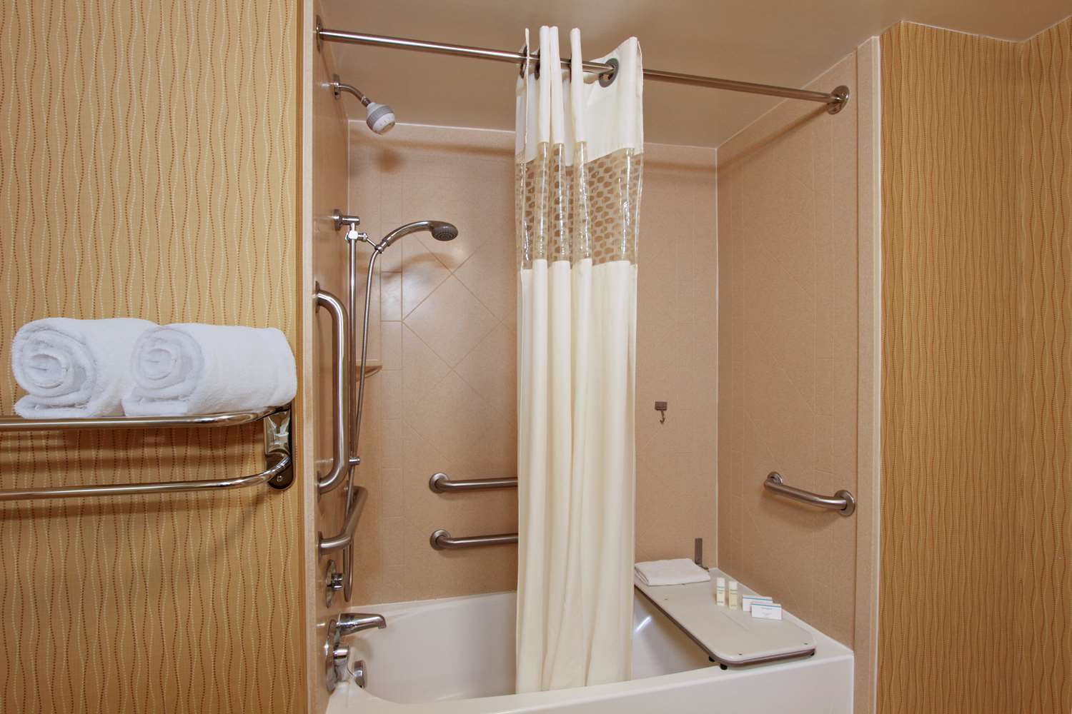 Hampton Inn Suites Exmore Eastern Shore 42/42