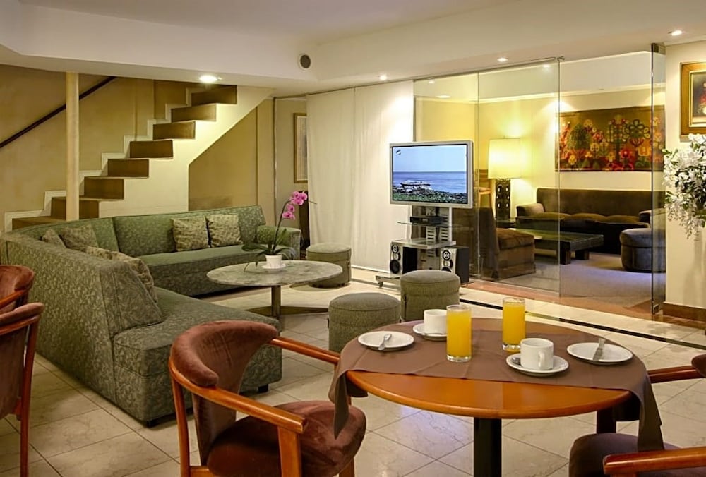 Gran Hotel Buenos Aires 27/41