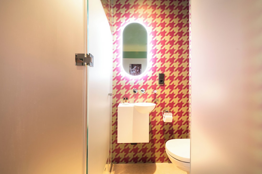 City Hotel Rembrandt Square 63/63