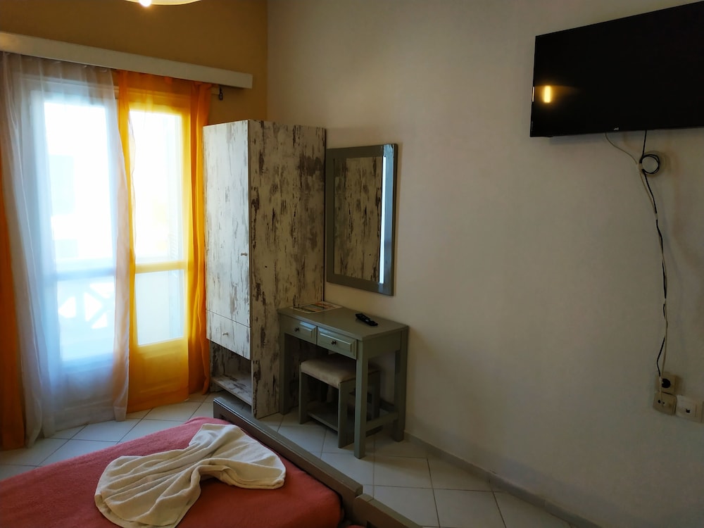 Renia Hotel 41/60