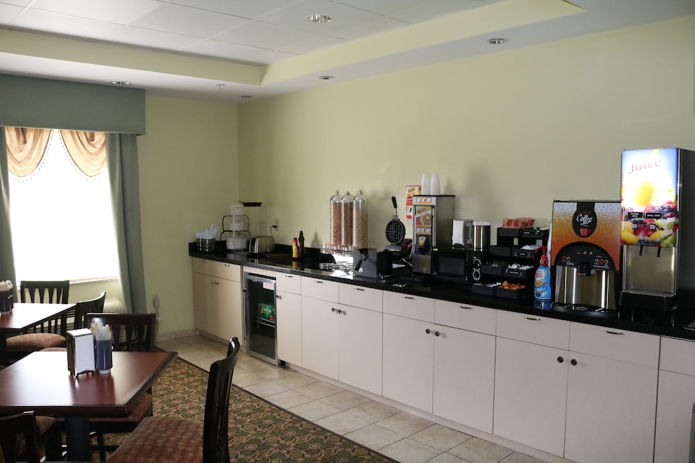 Ambassador Inn and Suites Tuscaloosa 6/57