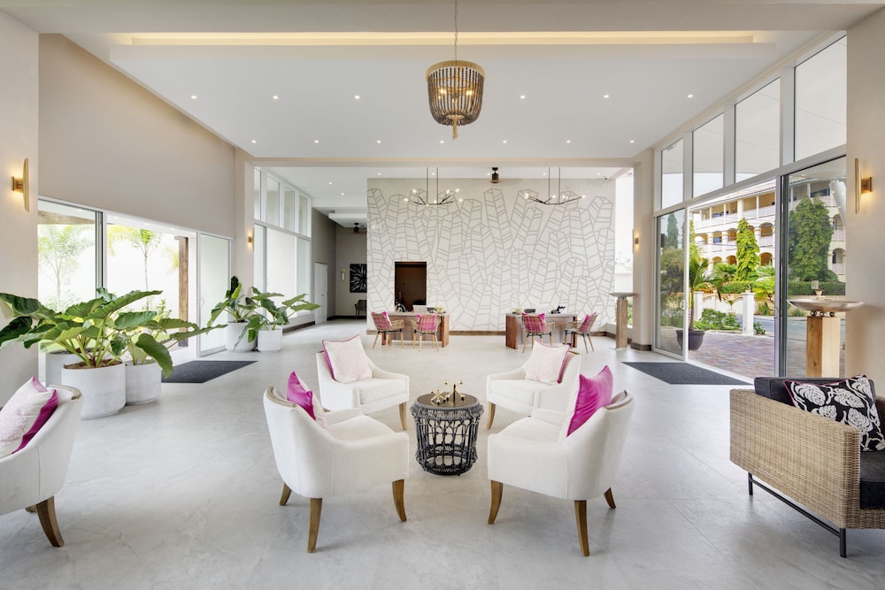 O2 Beach Club And Spa 24/50