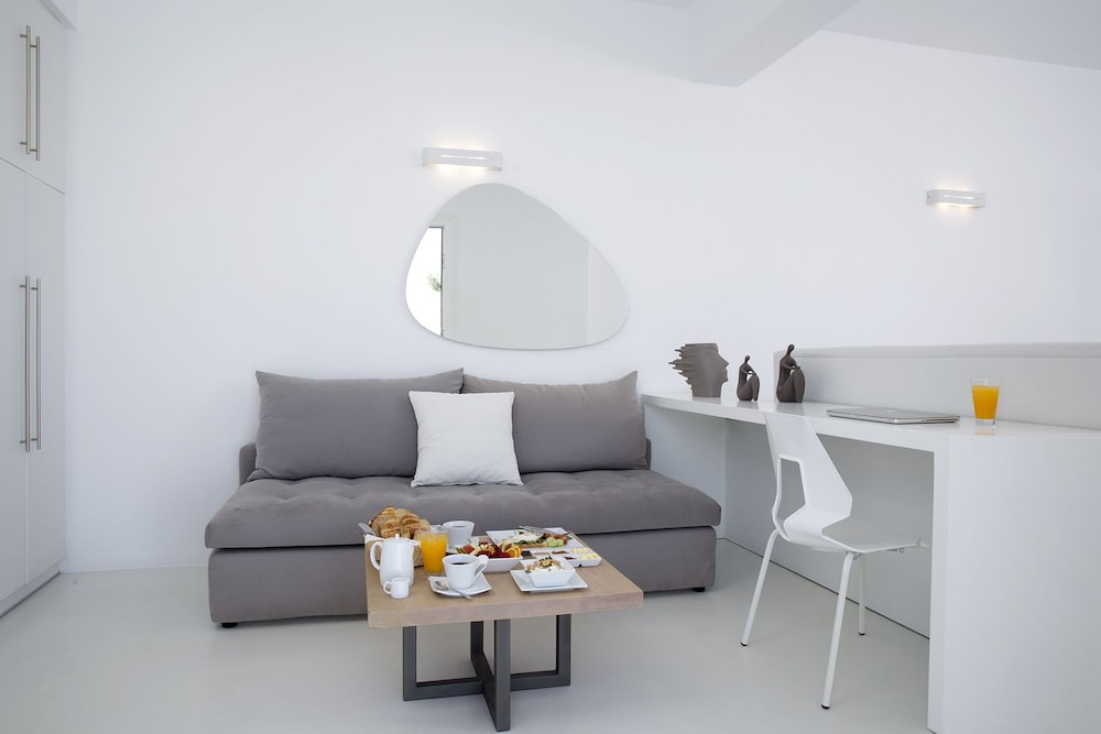 May Seven Suites - Adults Only 30/50