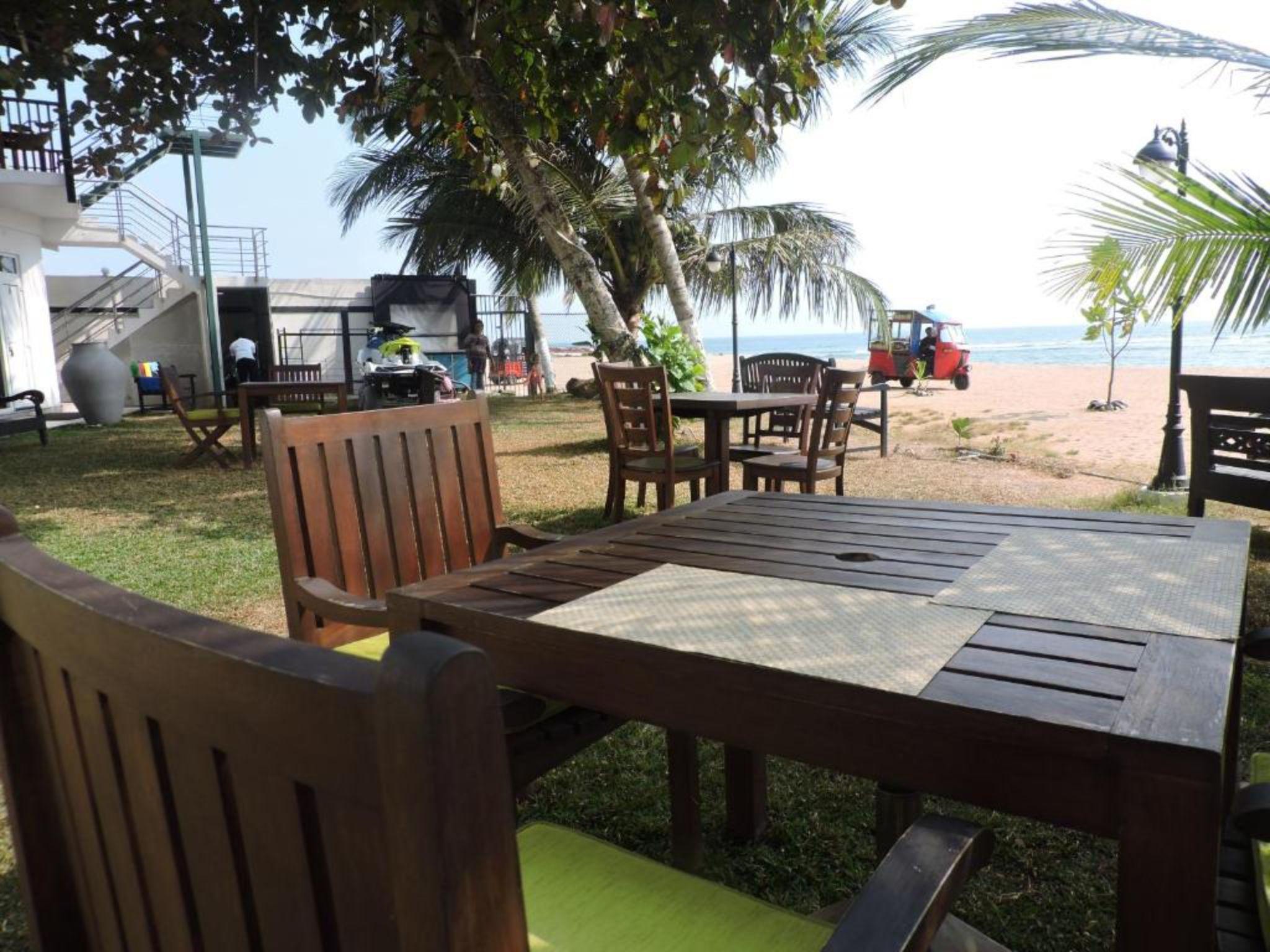 Joes Resort Unawatuna 24/47