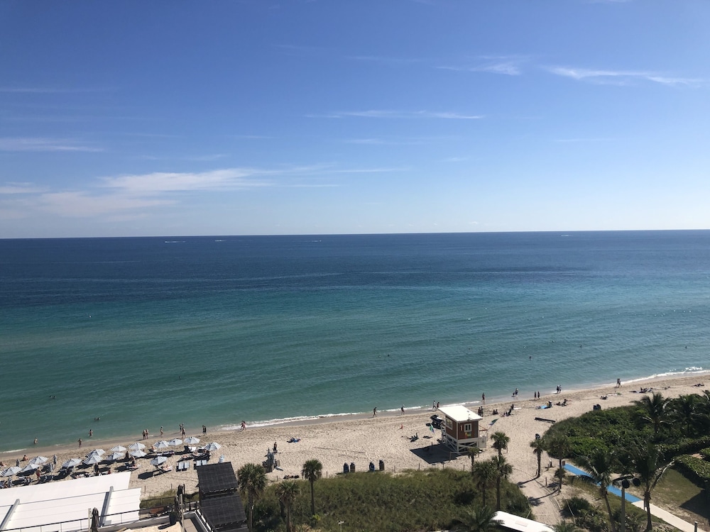 H Beach Resort Rentals 47/49