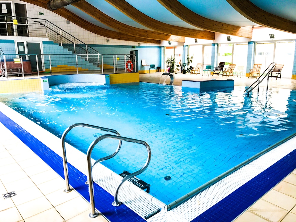 Fwp Albatros Medical Spa 12/27