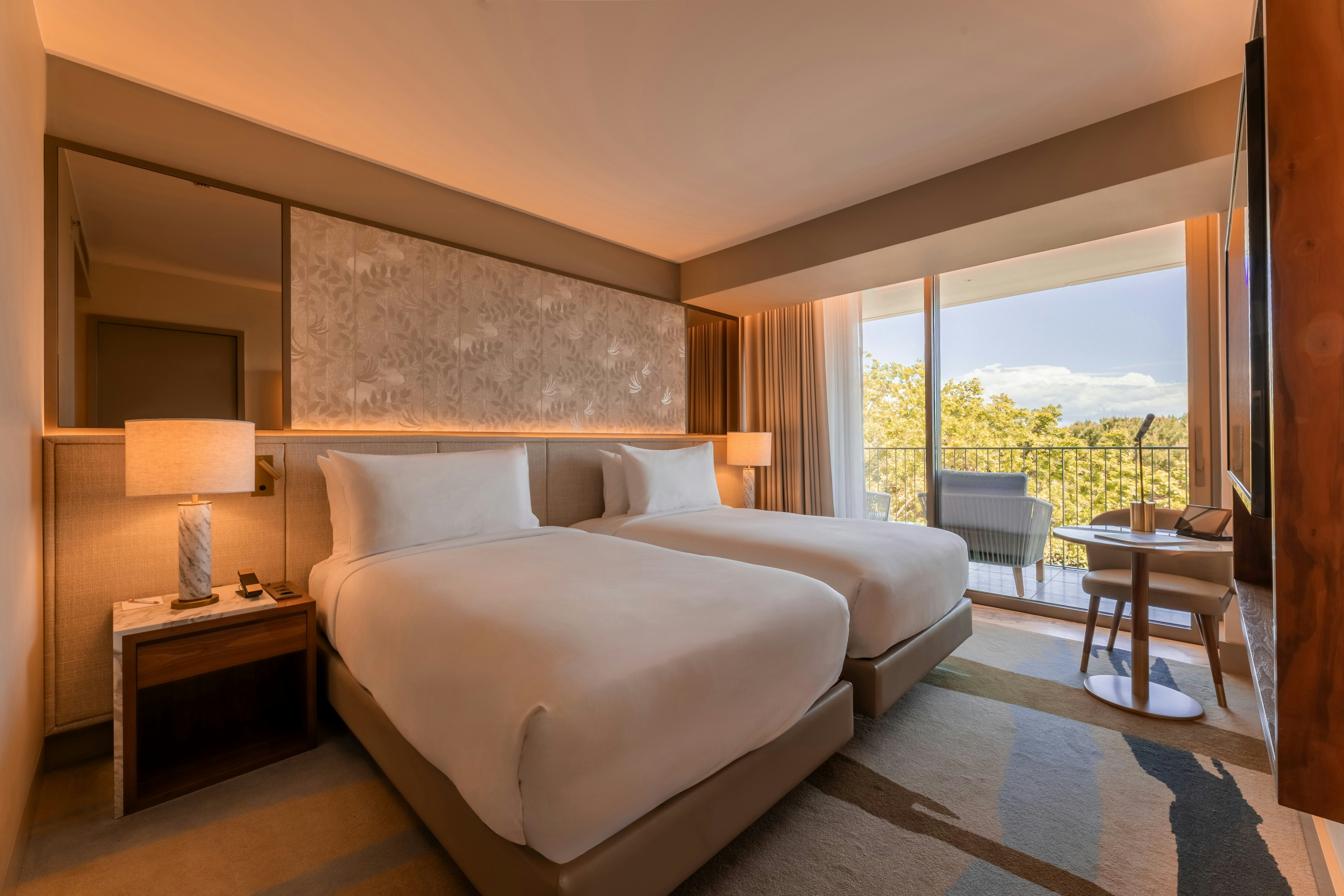 Room, Twin Beds, Balcony