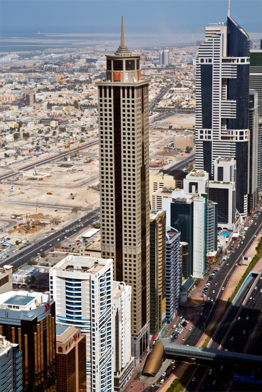 The Tower Plaza Hotel Dubai 75/84