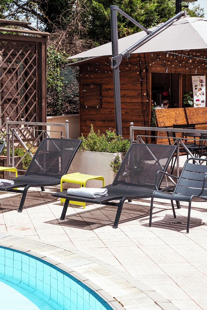 Novotel Roma Est 48/77