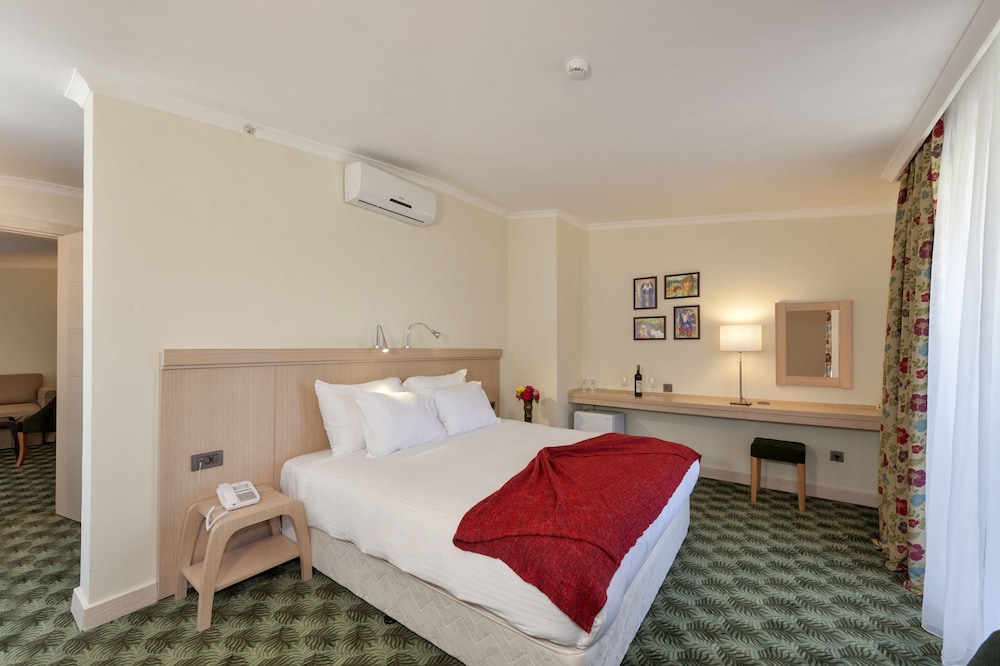 Sagalassos Lodge Spa 16/72