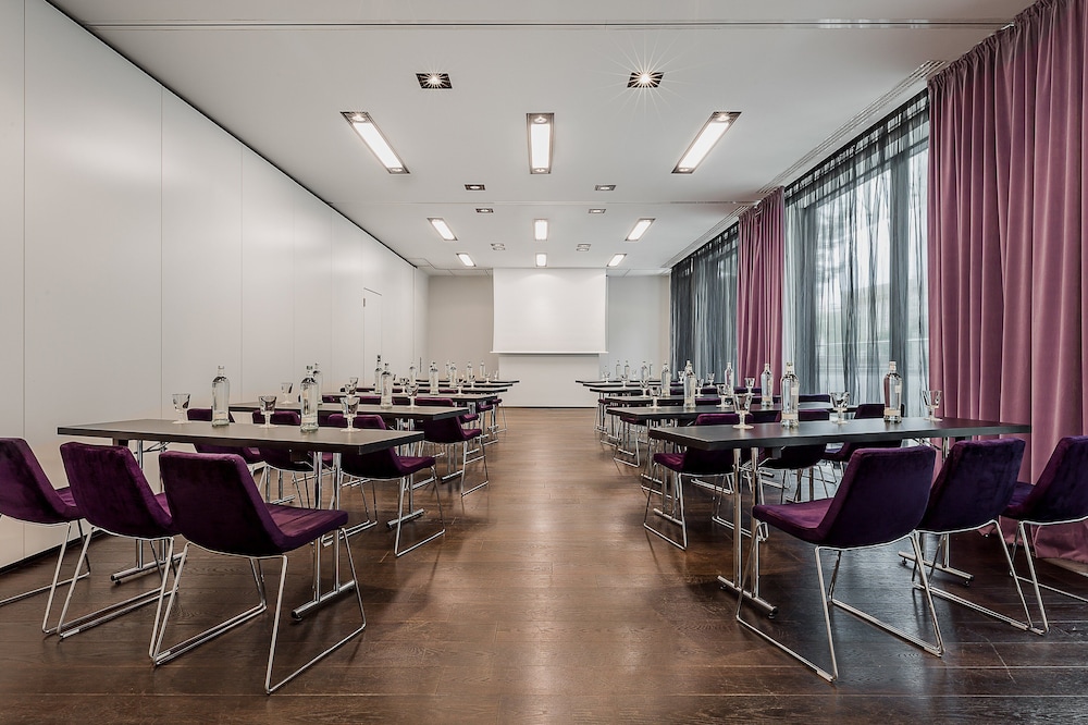 Hotel Zoo Berlin 54/63