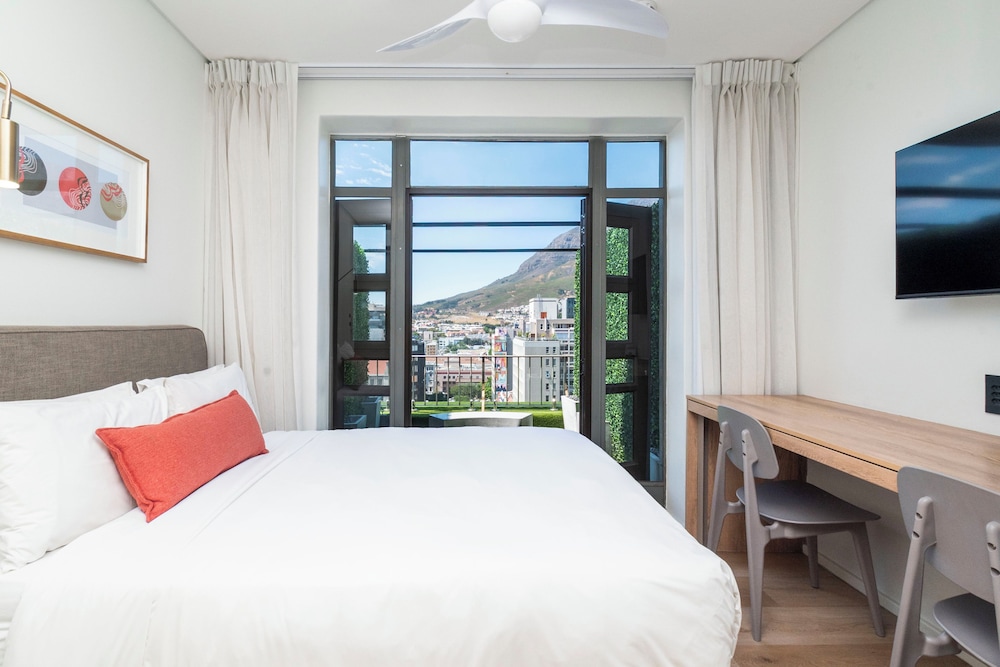 Habitat Aparthotel by Totalstay 16/55