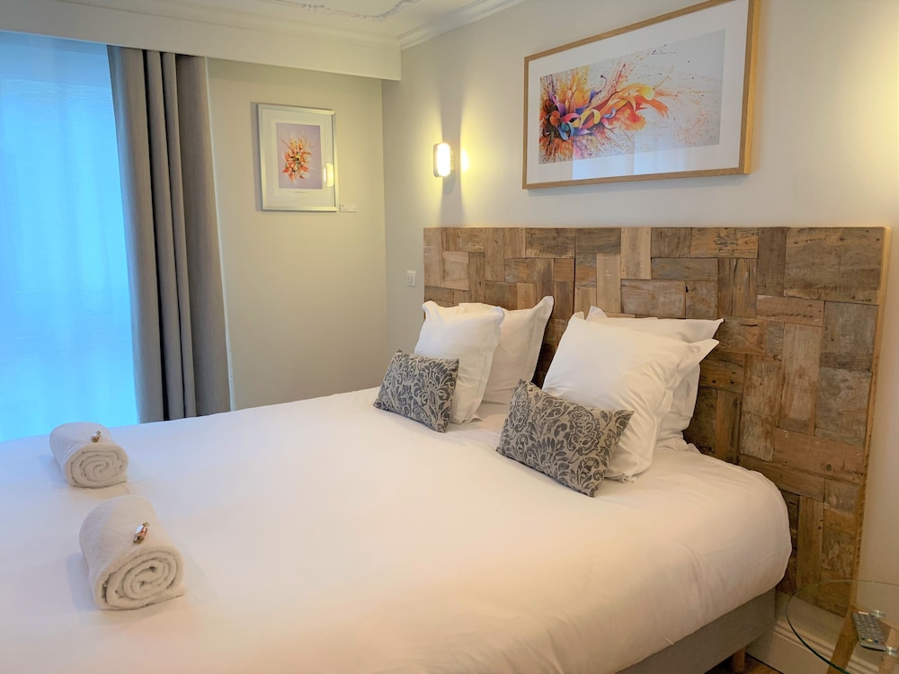 1 Bedroom, Superior, Suite, King Bed, Sauna