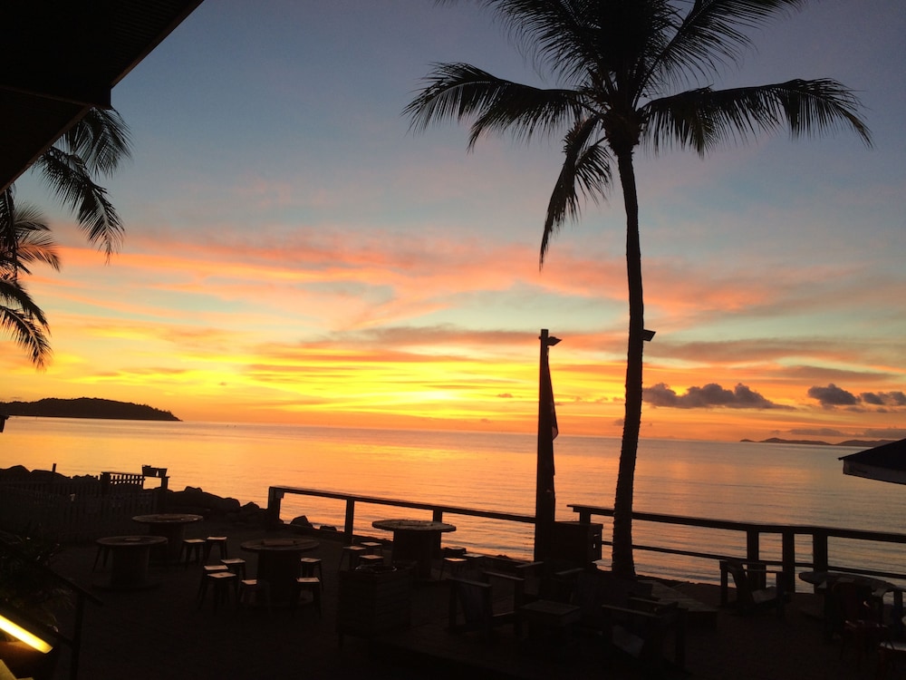 Nomads Magnetic Island - Adults only 33/50