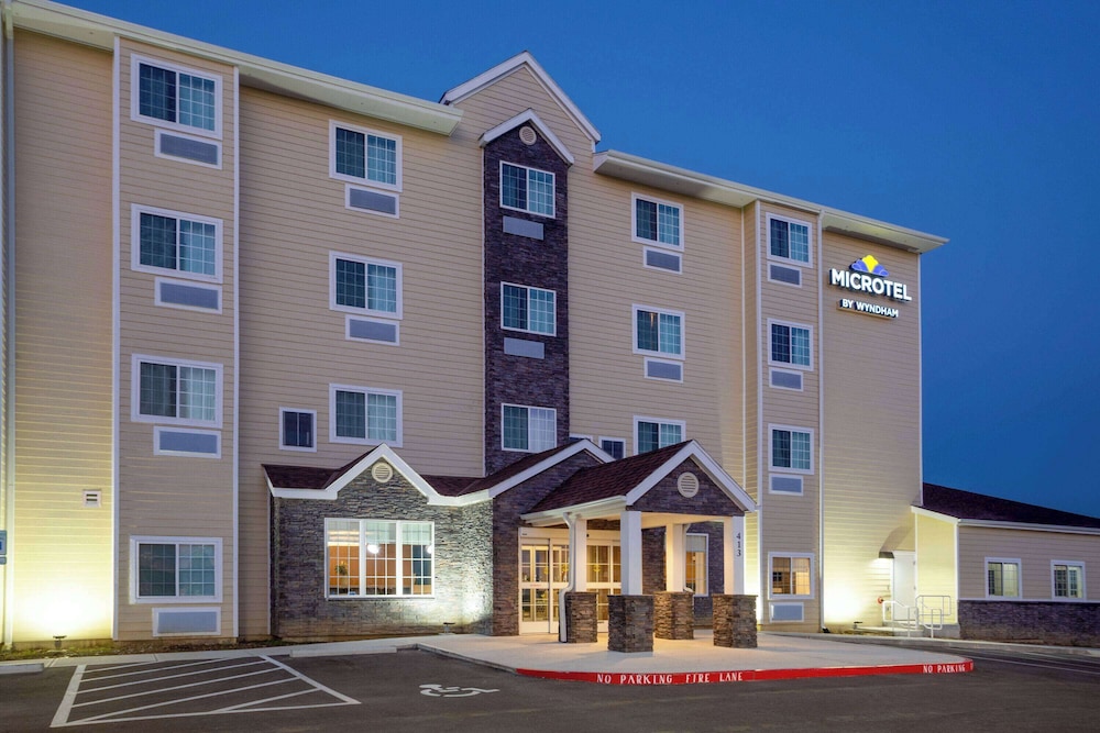 Microtel Inn & Suites by Wyndham Liberty/NE Kansas City Area 1/30