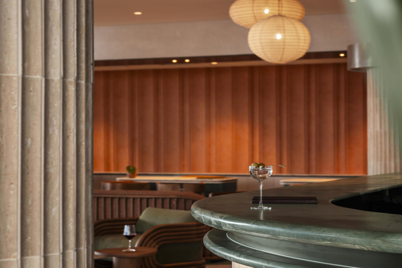 Avani Mooloolaba Beach Hotel 85/116