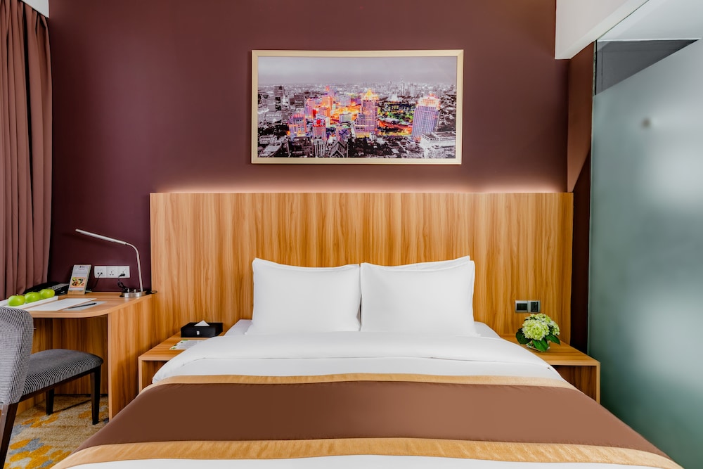 Bay Hotel Ho Chi Minh 29/66
