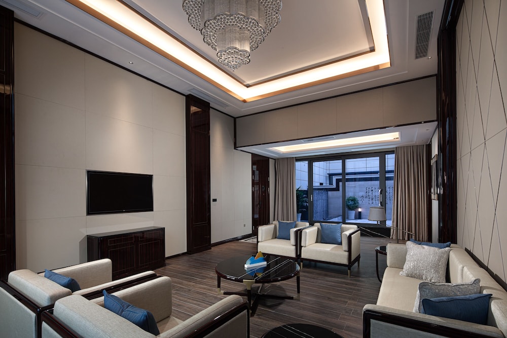 Wyndham Grand Tongren Downtown Hotel 42/56