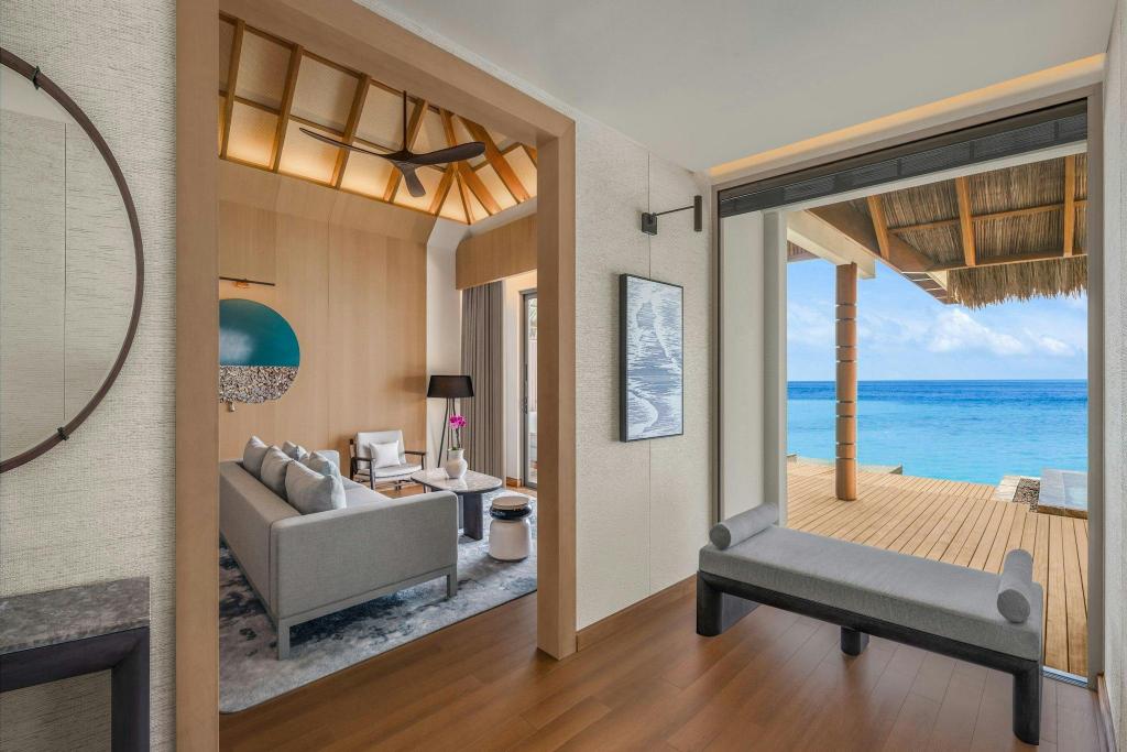 1 Bedroom, Villa, King Bed, Ocean View, Sofa, Over Water Pool